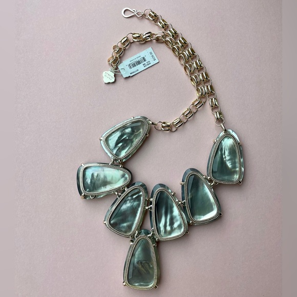 NWT Kendra Scott Harlow Necklace Grey Illusion 14k Gold Plated - Picture 6 of 11